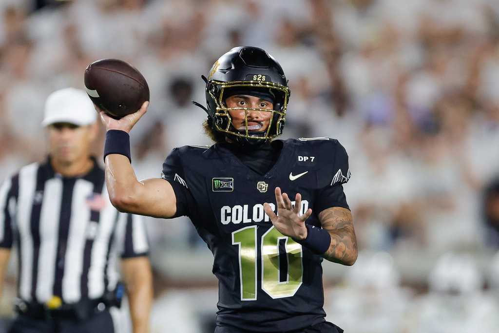 Colorado QB Julian Lewis taken to hospital after medical emergency, father says — WISN 12 Milwaukee