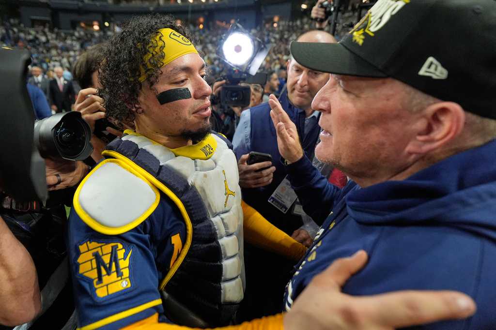 Brewers’ World Series memorabilia headed to Baseball Hall of Fame — Grafton Community news