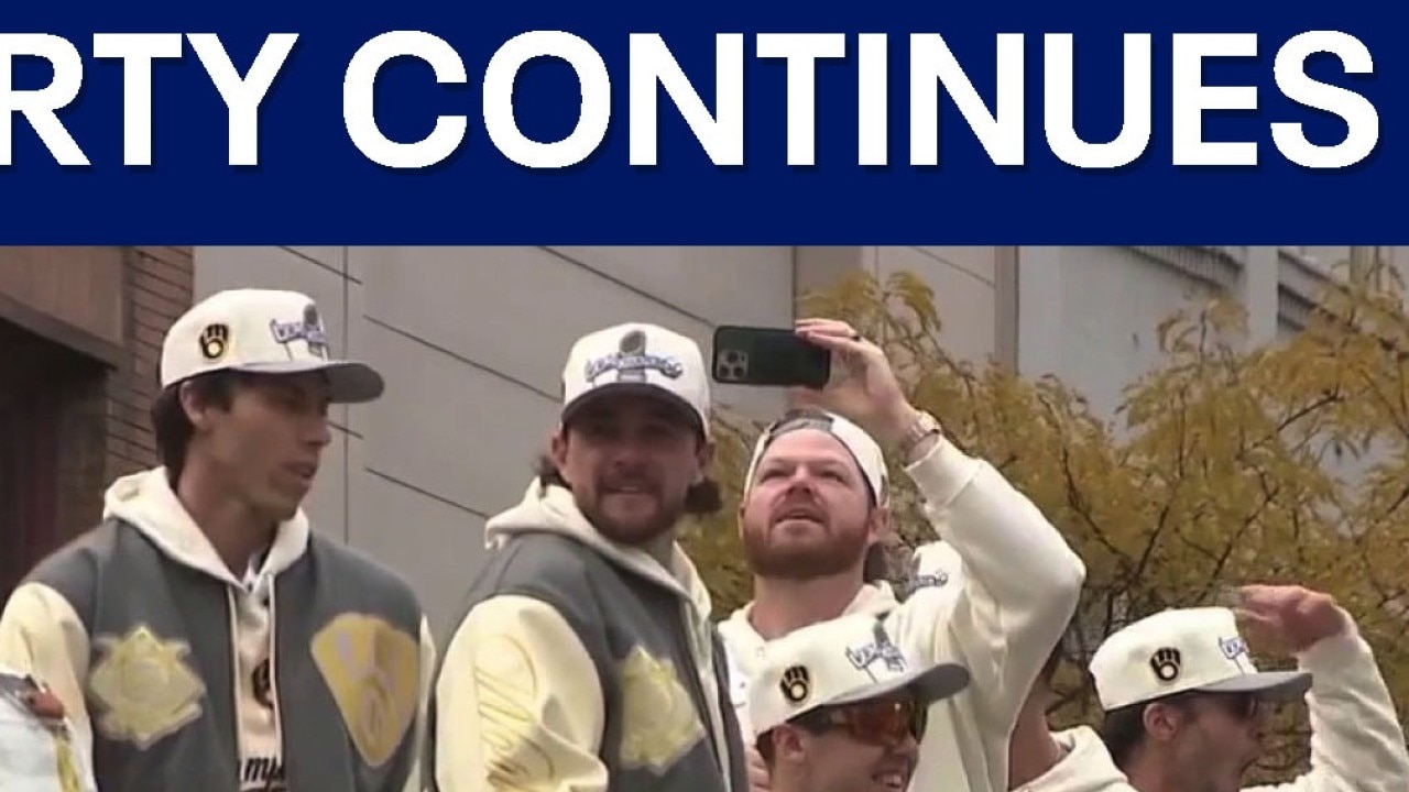 Milwaukee bars ready for crowd surge after Brewers parade — Grafton Community news
